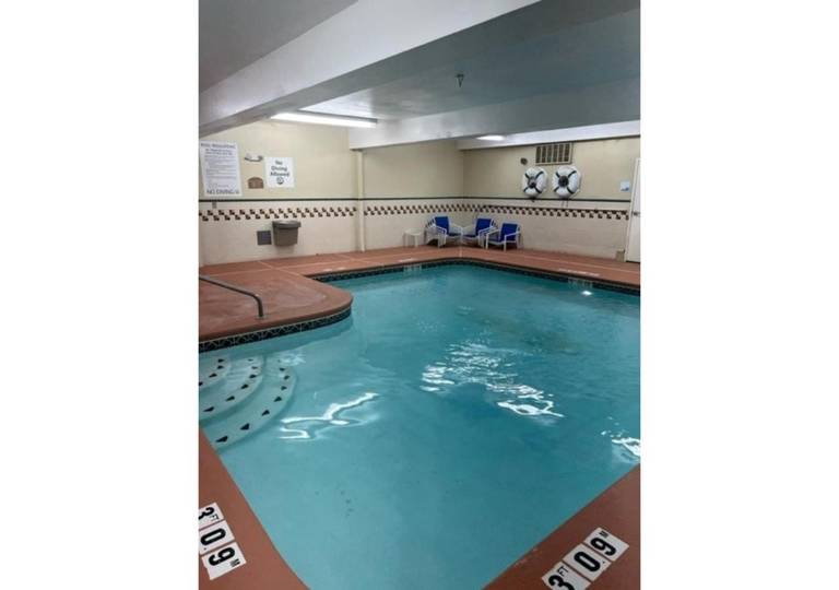 Holiday Inn Express Anchorage 