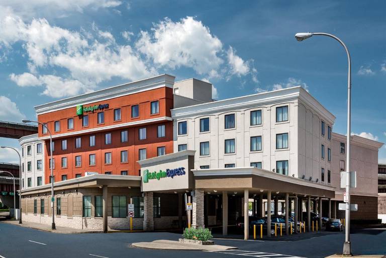Holiday Inn Express Albany Downtown 
