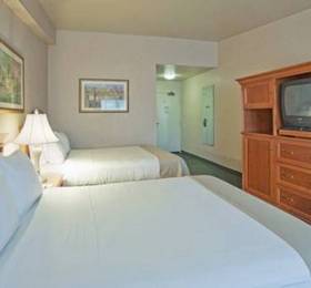 Отдых в Holiday Inn Express Bakersfield  - США, Бейкерсфилд