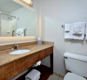 Туры в Holiday Inn Express Lynchburg  в США