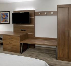 Holiday Inn Express & Suites Manassas  в Манассасе