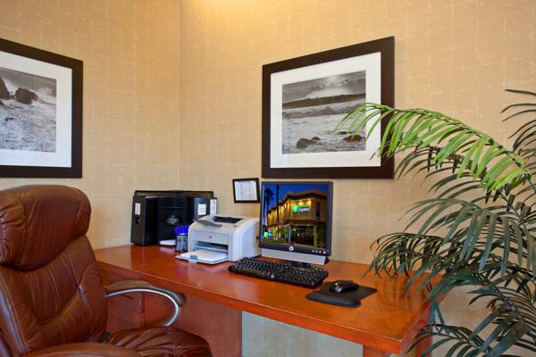 Holiday Inn Express Newport Beach