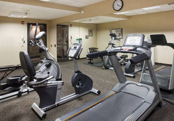 Holiday Inn Express Omaha West - 90th Street  3* США, Омаха