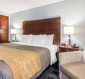 Holiday Inn Express Hotel & Suites Omaha - Southwest  в Омаха