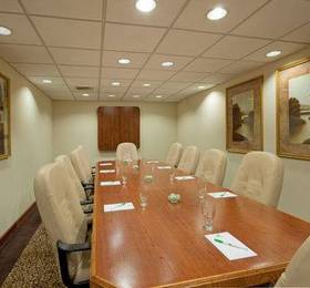 Отдых в Holiday Inn Portsmouth  - США, Портсмут
