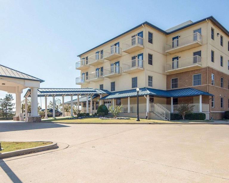 Holiday Inn Express Hotel & Suites Tulsa-Downtown Area 
