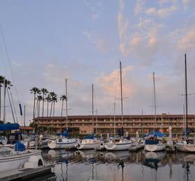 Отдых в Holiday Inn Express Hotel & Suites Ventura Harbor - США, Вентура