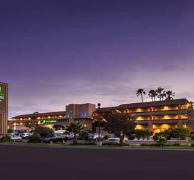 Туры в Holiday Inn Express Hotel & Suites Ventura Harbor в США