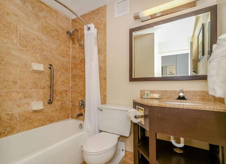 Holiday Inn Oceanfront at Surfside Beach 