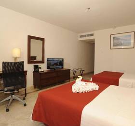Gamma de Fiesta Inn Plaza Ixtapa в Икстапе