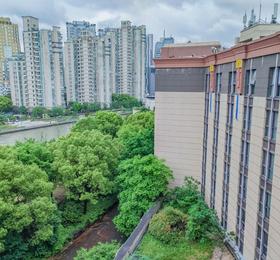Туры в Holiday Inn Express Shanghai Putuo в Китае