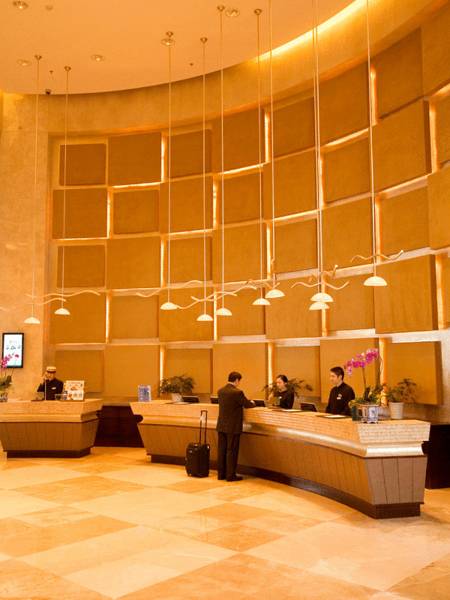 Holiday Inn Chongqing North  4*