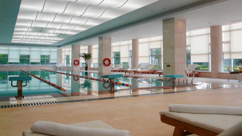 Holiday Inn Qingdao Parkview  4*