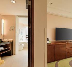 Holiday Inn Qingdao City Center в Циндао
