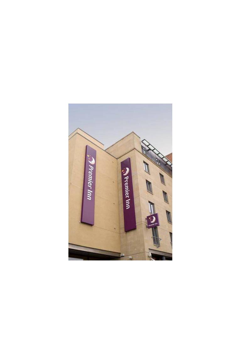 Premier Inn Edinburgh Central 