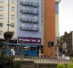 Premier Inn Sheffield City Centre (Angel St)  в Шефилде