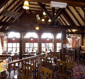 Premier Inn Eastbourne  в Истборне