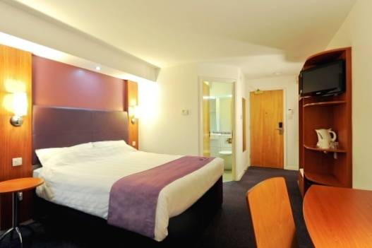 Premier Inn High Wycombe Central 