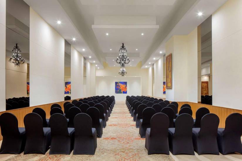 Radisson Blu Plaza Hotel  5* Индия, Хайдарабад
