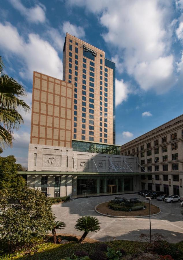 Shanghai Baixia Pagoda Hotel