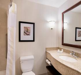Hilton Garden Inn West Edmonton в Эдмонтоне