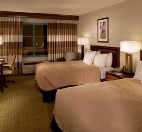 DoubleTree by Hilton Las Vegas Airport  в Лас-Вегасе