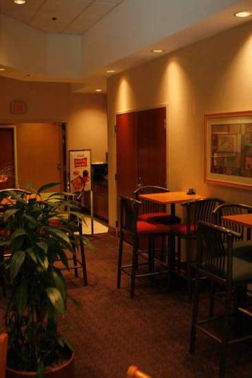 DoubleTree Club by Hilton Buffalo Downtown  3* США, Буффало