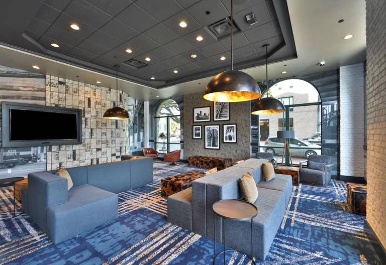 Hilton Garden Inn Savannah Historic District 