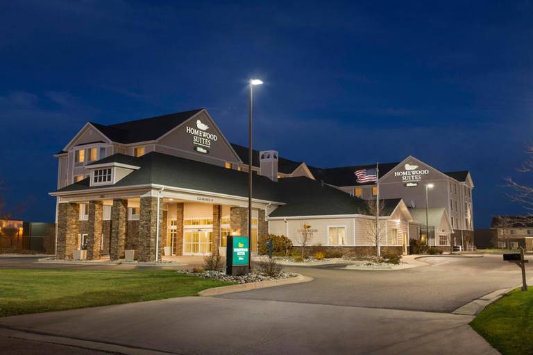 Homewood Suites by Hilton Fargo 