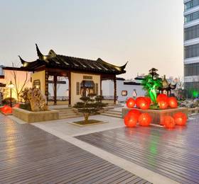 DoubleTree By Hilton Wuxi  в Уси