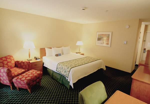 Fairfield Inn and Suites by Marriott San Jose Airport  3* США, Калифорния