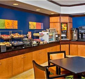 Fairfield Inn and Suites by Marriott Augusta  в Августе