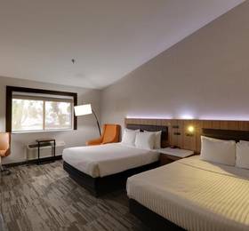 Courtyard by Marriott Modesto  в Модесто