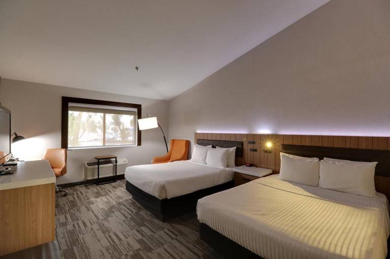 Courtyard by Marriott Modesto 