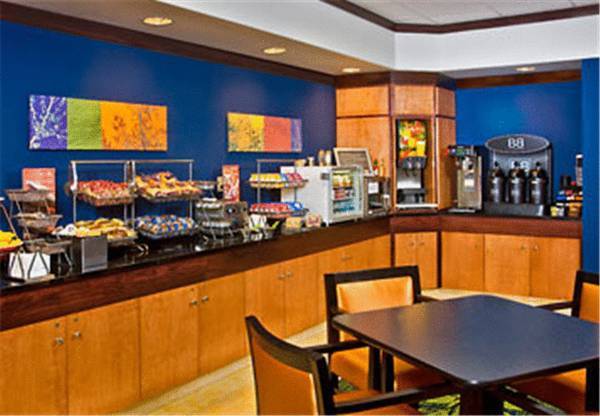 Fairfield Inn & Suites by Marriott Rockford  2* США, Рокфорд