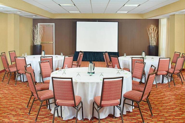 Courtyard by Marriott Sacramento Midtown 