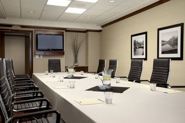 Four Points by Sheraton Calgary Airport  4* Канада, Калгари