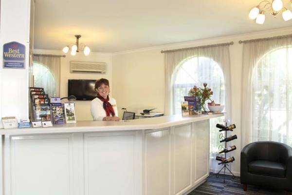 Best Western Cathedral Motor Inn 3*