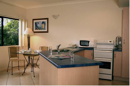 Best Western Central Plaza Apartments 4*