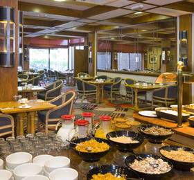 Best Western Marks Tey Hotel  в Колчестере