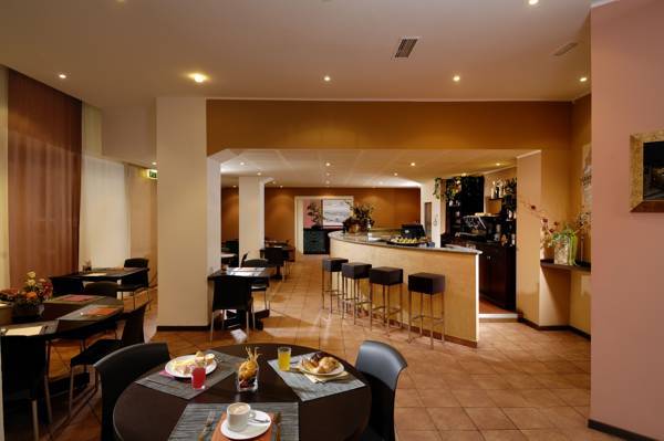 Best Western Hotel Re Enzo 3* Италия, Болонья
