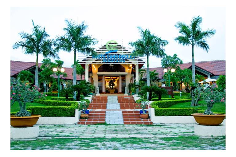 White Sand Doclet Resort & Spa