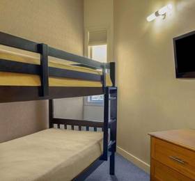 Days Inn & Suites West Edmonton  в Эдмонтоне