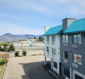 Отдых в Days Inn Kamloops  - Канада, Камлупс