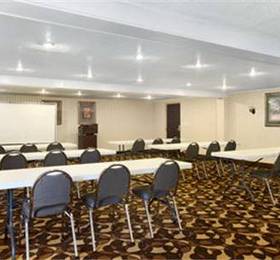 Туры в Days Inn Joplin  в США