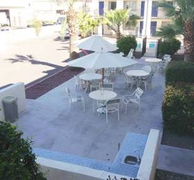 Days Inn and Suites Mesa  в Меса