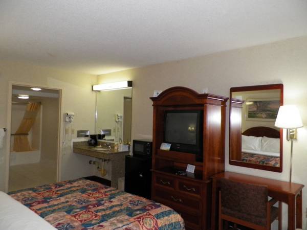 Days Inn Raleigh Beltline  2* США, Роли