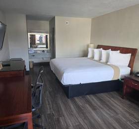 Отдых в Days Inn Raleigh South  - США, Роли