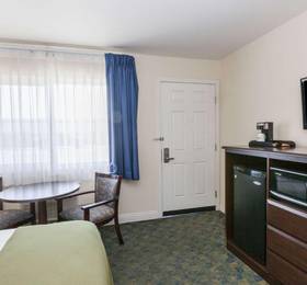 Days Inn Santa Maria  в Санта-Мария