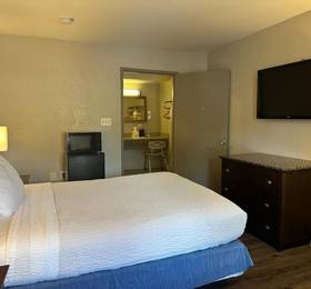 Туры в Days Inn Alexandria  в США